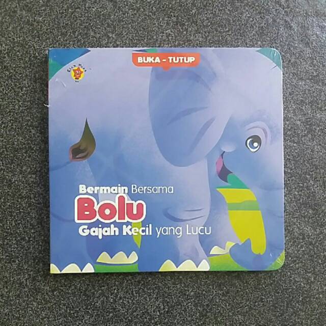 Buka - Tutup : Bermain Bersama Bolu Gajah Kecil yang Lucu