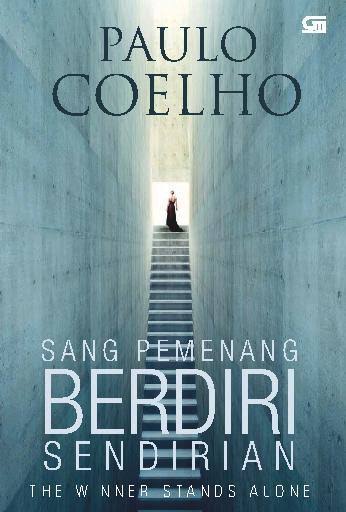 Sang pemenang berdiri sendiri
