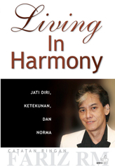 Living in Harmoni :  jati diri ketekunan, dan norma. / Rm. fariz