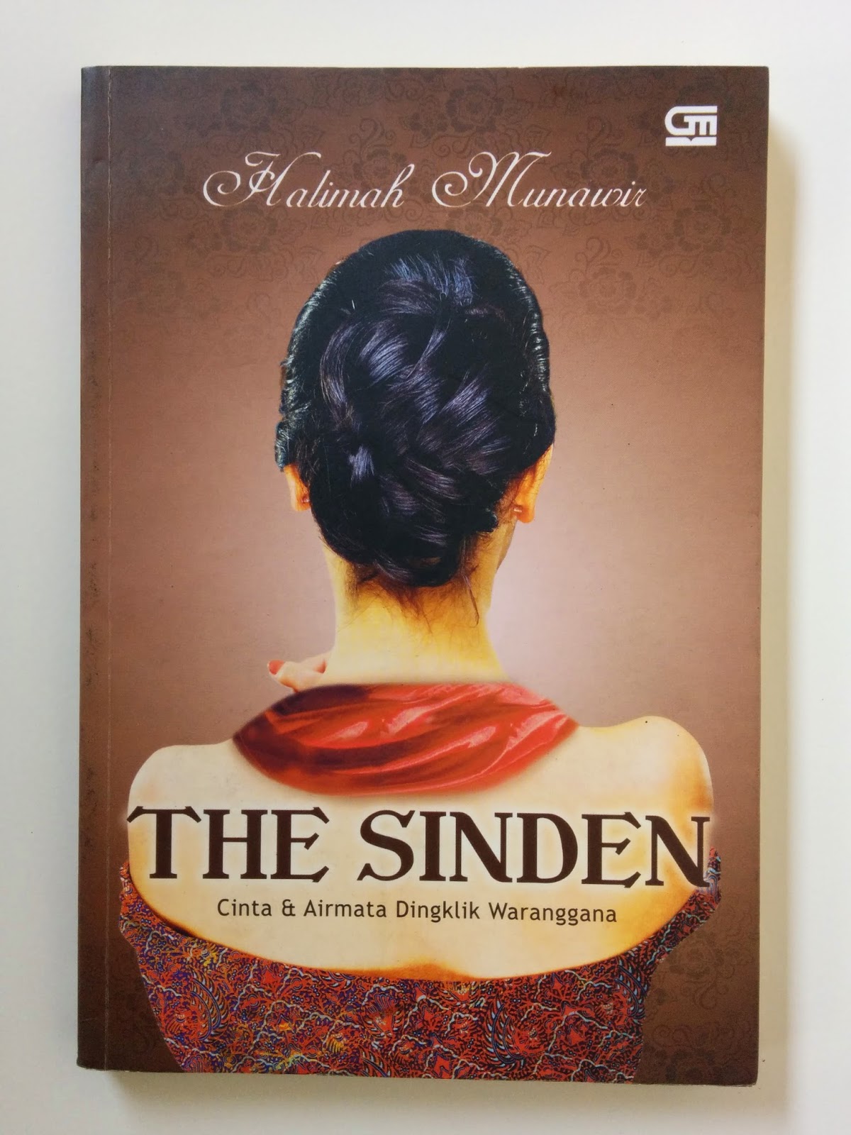 The Sinden : Cinta dan airmata dingklik waranggana