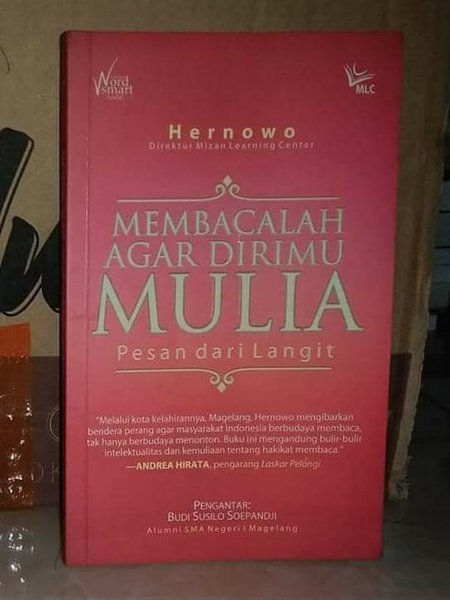 Membacalah Agar Dirimu Mulia : Pesan Dari Langit