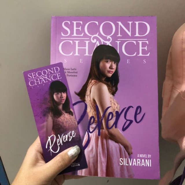 Second chance series :  Reverse / Silvarani ;Penyunting, Dyah Rinni