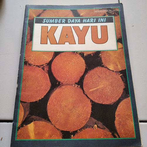 Sumber Daya Hari Ini Kayu / David West; Editor Margaret F