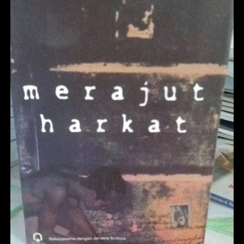 Merajut Harkat