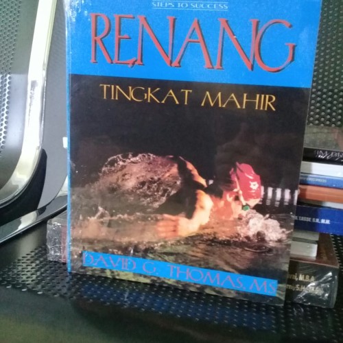 Renang tingkat mahir