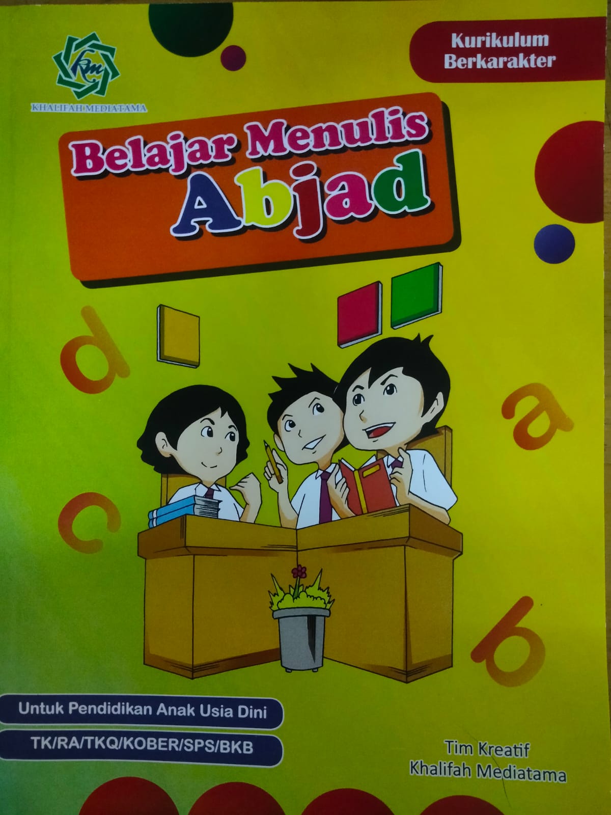 Belajar menulis abjad