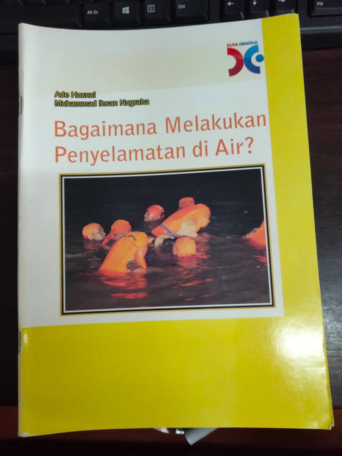 Bagaimana Melakukan Penyelamatan di Air