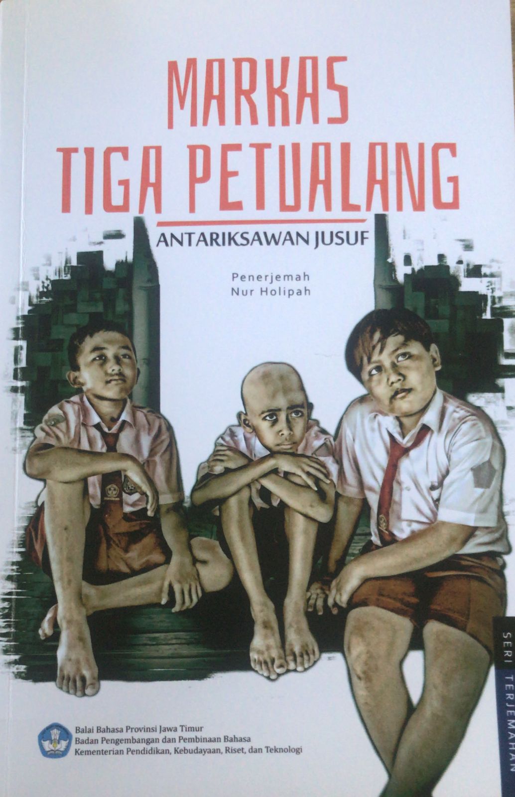 Markas tiga petualang