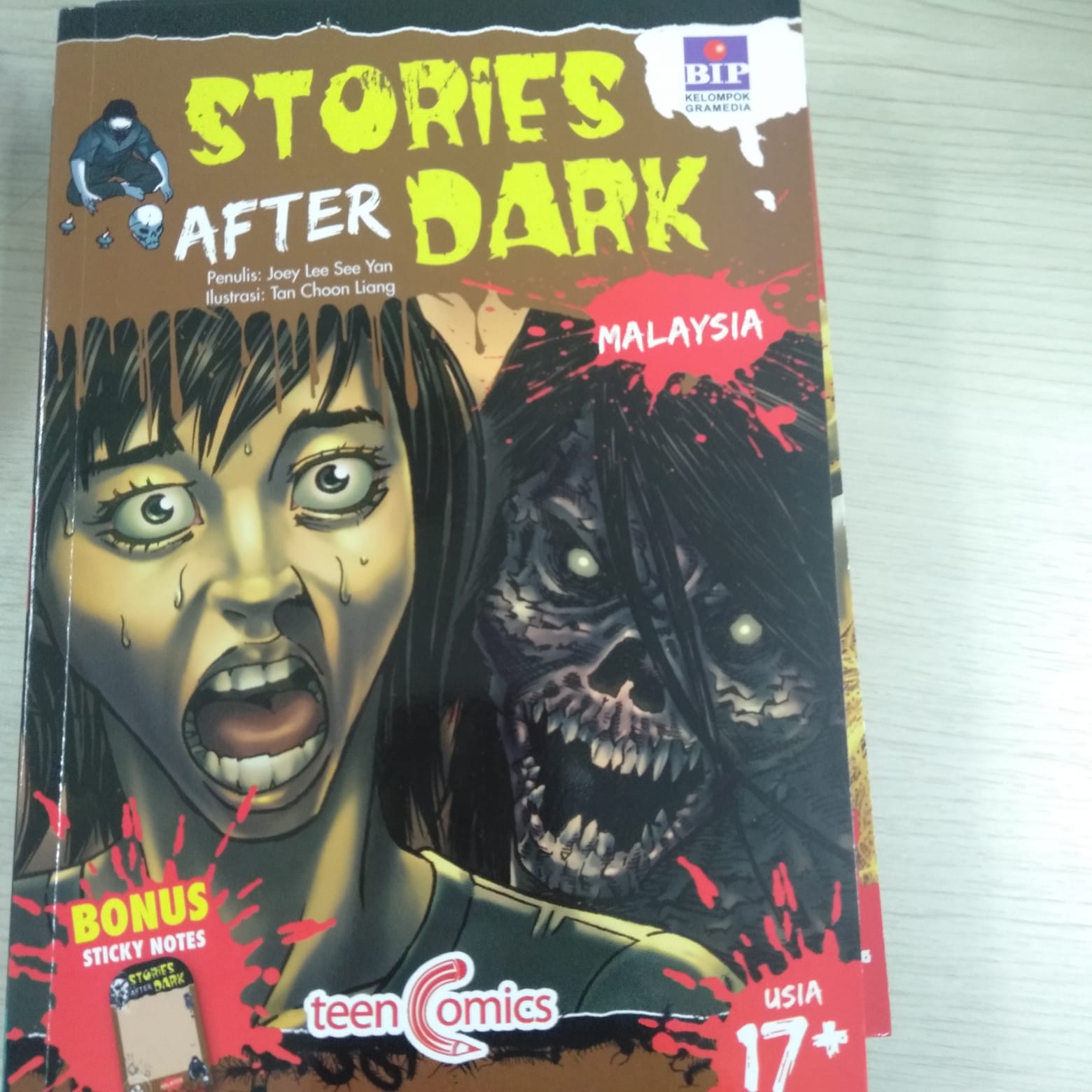 Stories after dark :  Malaysia / Joey Lee See Yan; Ilustrasi, Tan Choon Liang; Penerjemah, Adistia K. Rini