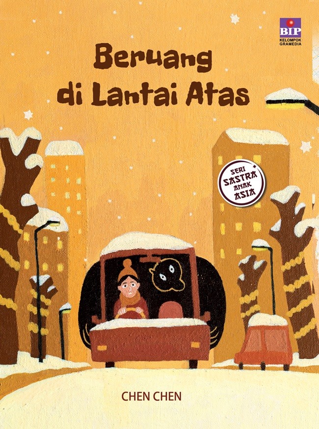 Seri sastra anak asia beruang di lantai atas = the bear upstairs