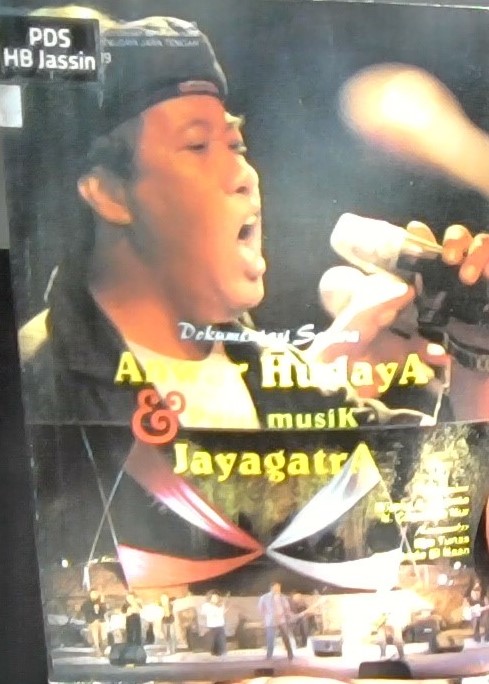 Anwar hudaya dan puisi-musik jayagatra :  dokumentasi sastra / Wijang J. Riyanto