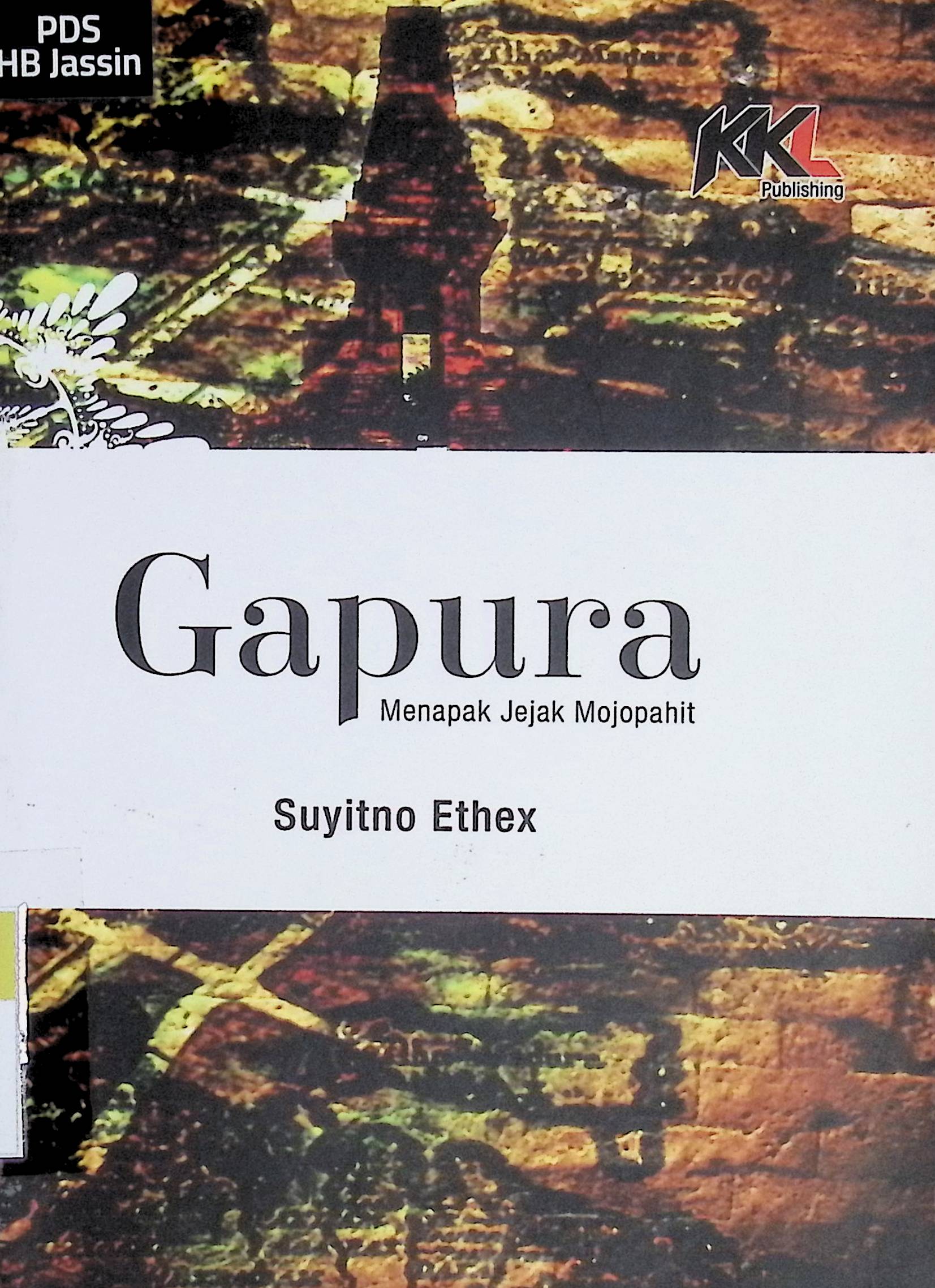 Gapura / Suyitno Ethex