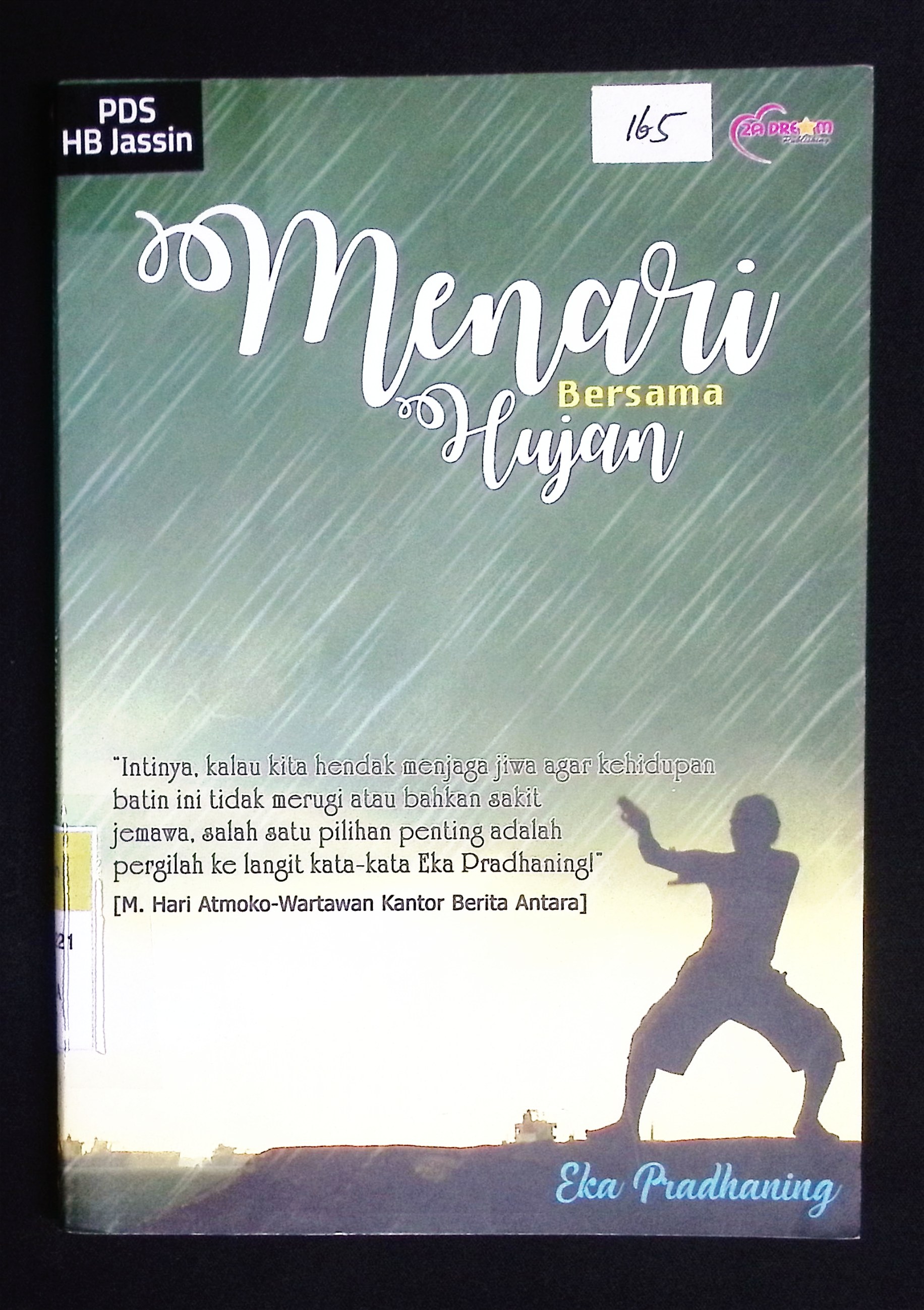 Menari bersama hujan