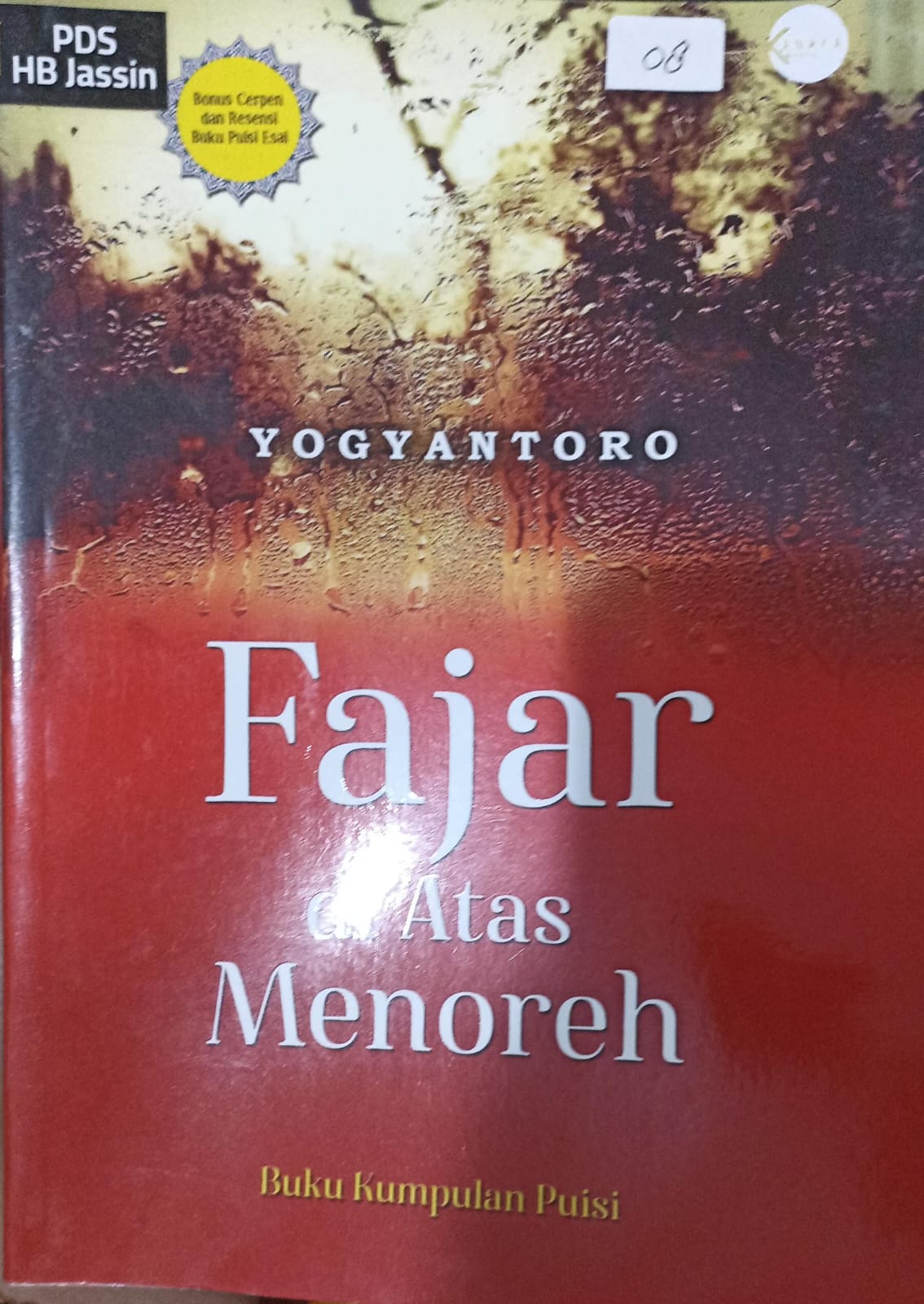 Fajar di atas menoreh / Yogyantoro