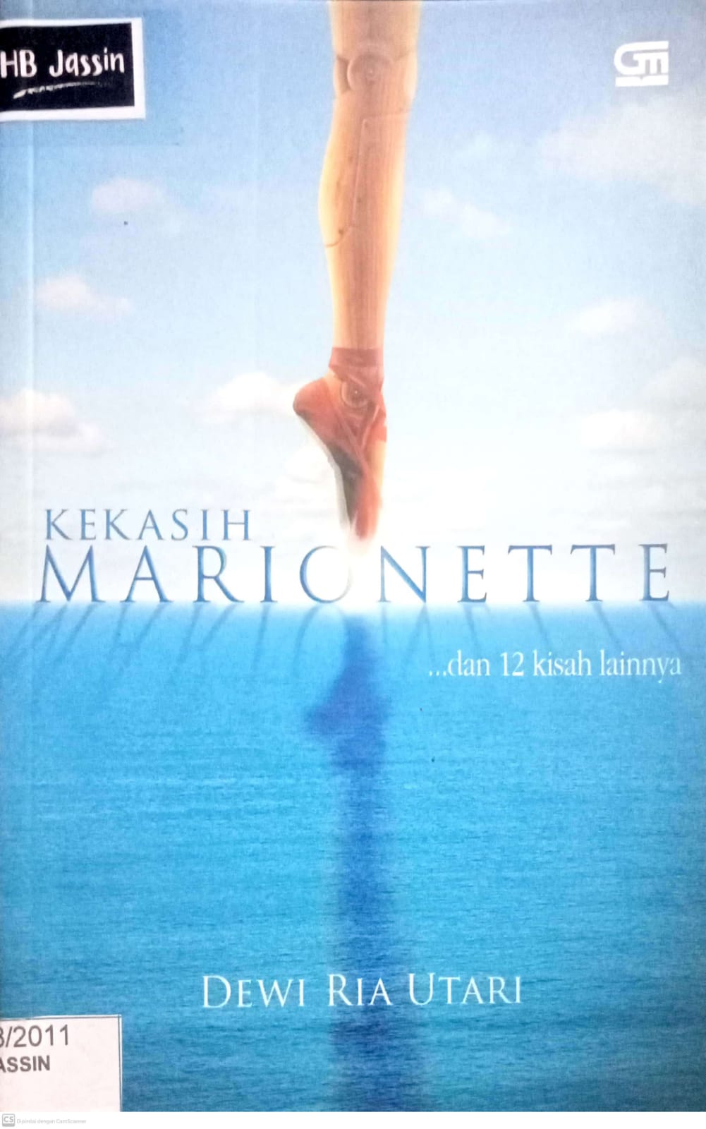 Kekasih Marionette dan 12 Kisah Lainnya