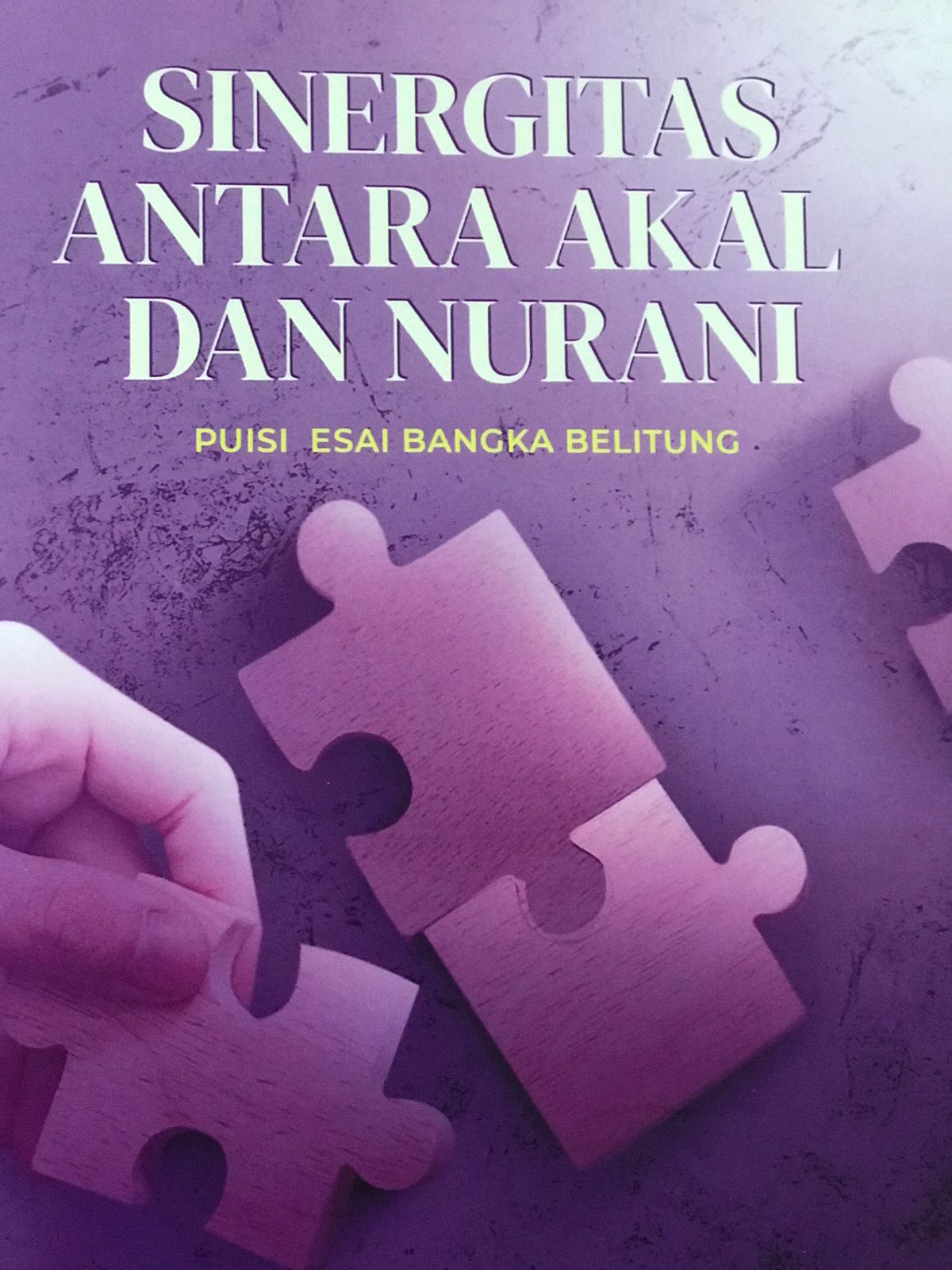 Sinergitas antara akal dan nurani : Puisi esai Bangka Belitung