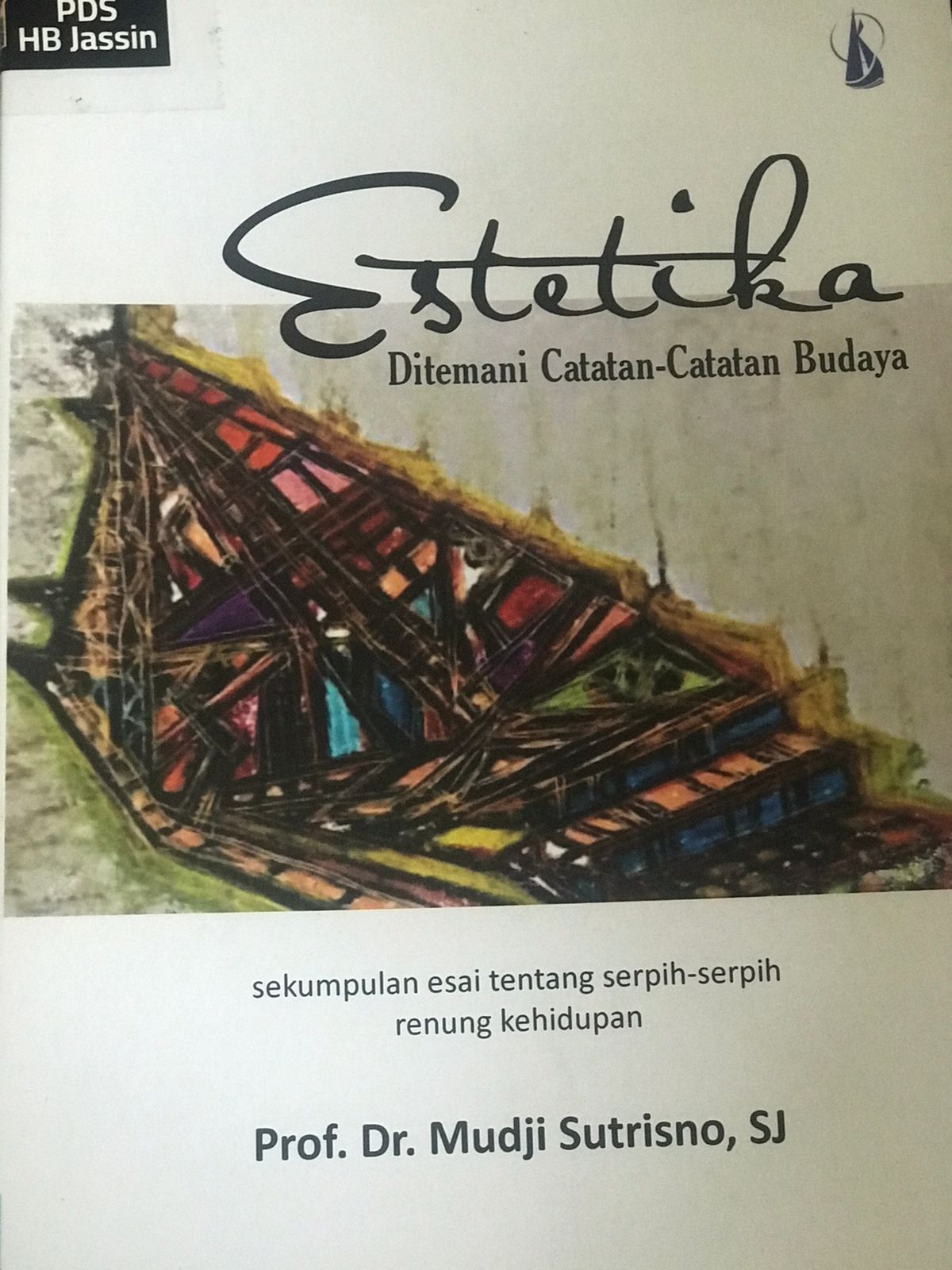 Estetika ditemani catatan-catatan budaya