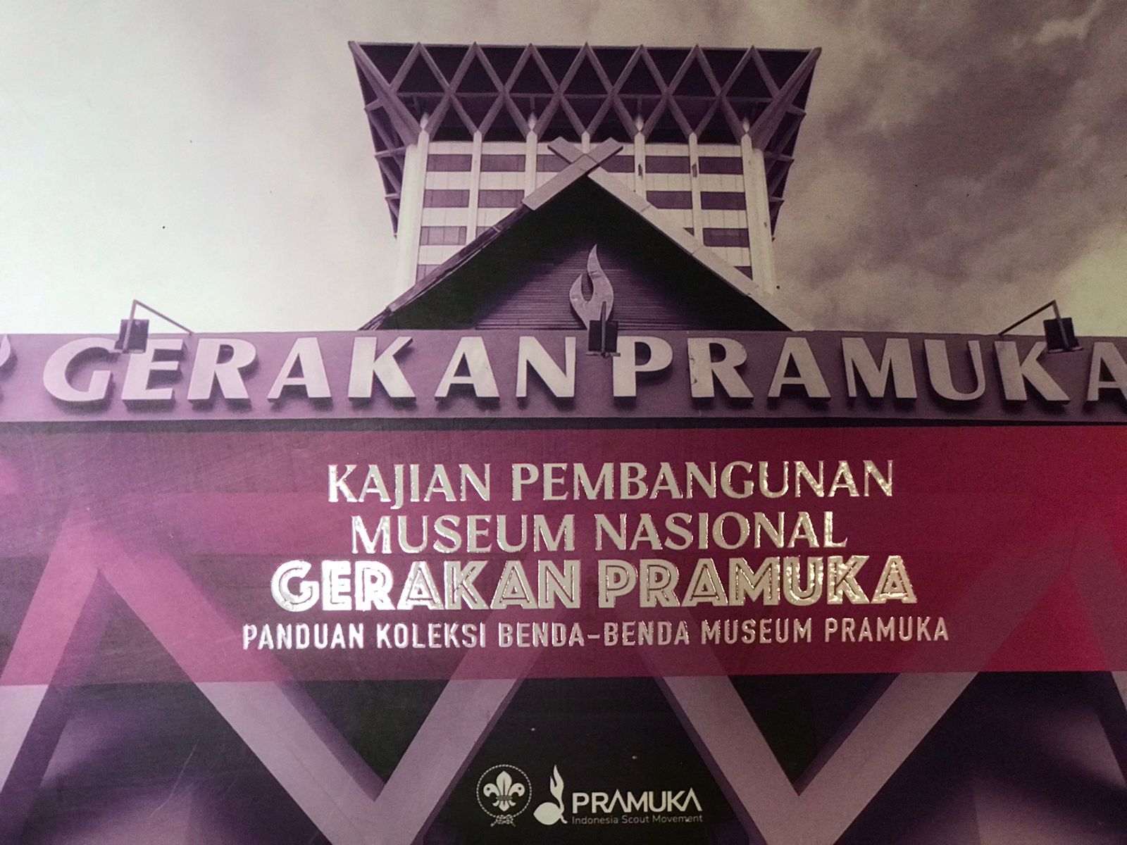 Kajian pembangunan museum nasional gerakan pramuka : Panduan koleksi benda-benda museum pramuka
