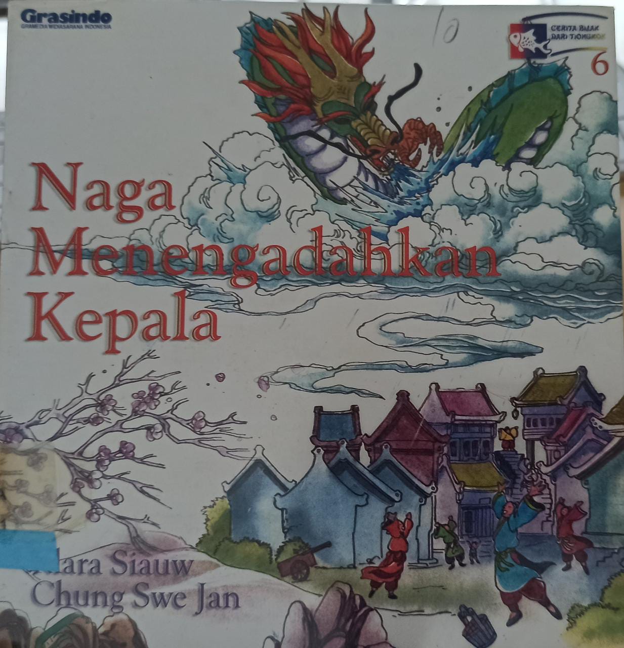 Naga Menengadahkan Kepala