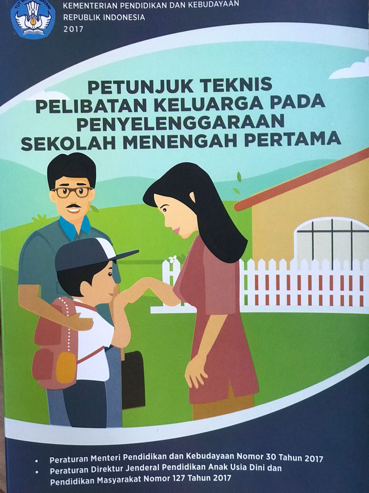 Petunjuk teknis pelibatan keluarga pada penyelenggaraan sekolah menengah pertama