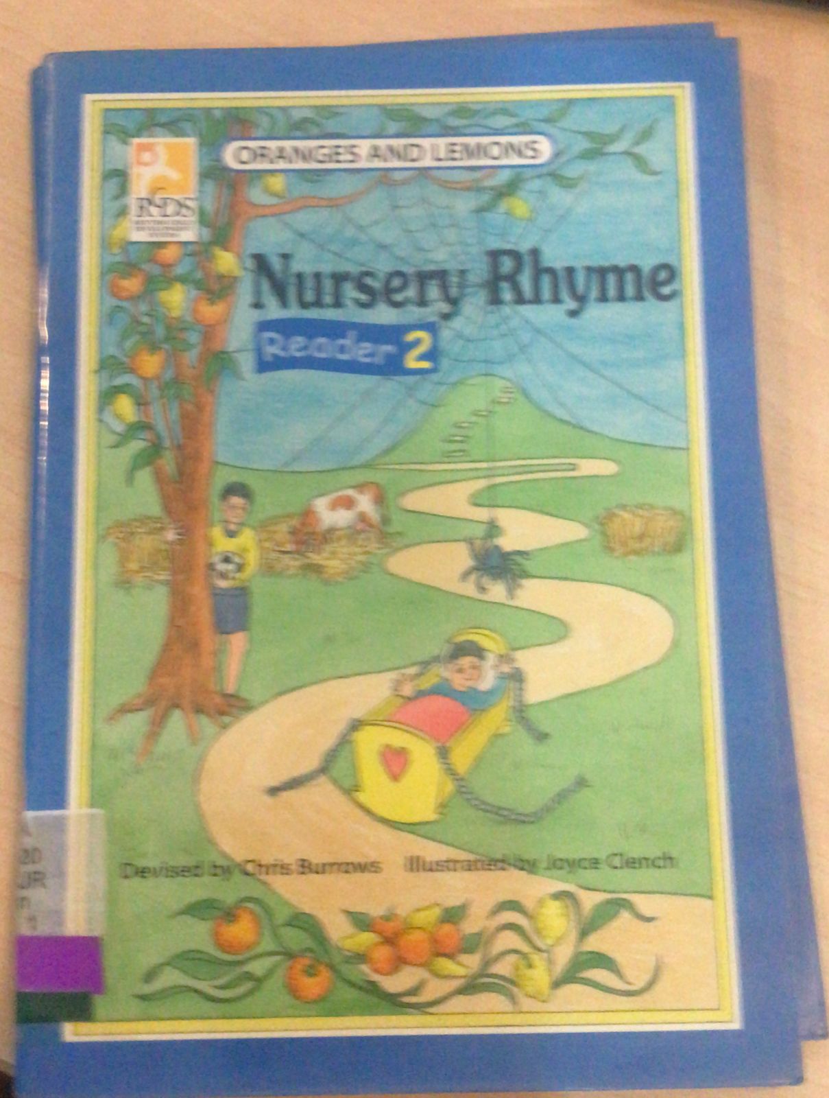 Oranges and Lemons : English for Beginners :  Nursery Rhyme : Reader 2 / Chis Burrows
