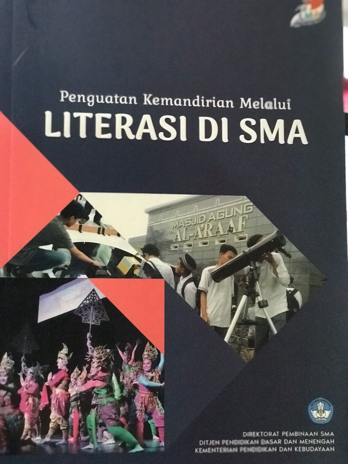 Penguatan kemandirian melalui literasi di sma