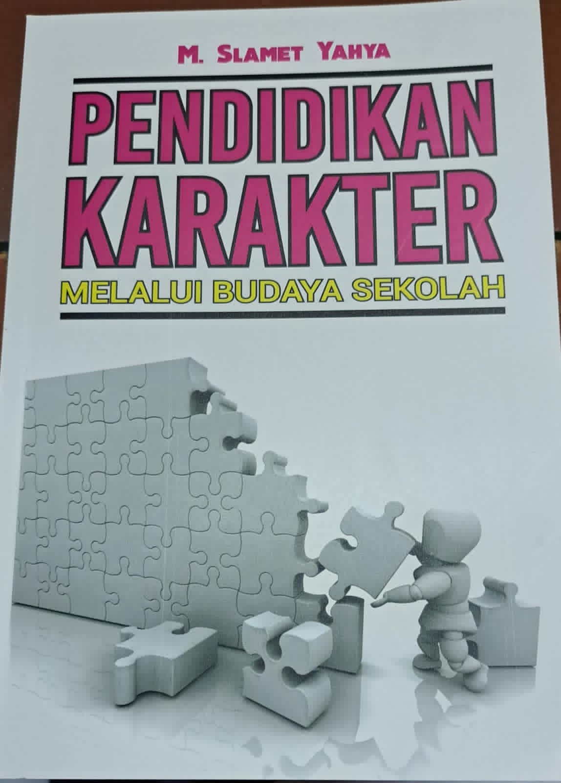 Pendidikan karakter melalui budaya sekolah