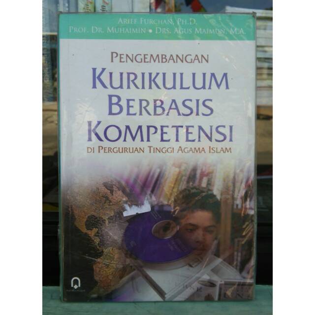 Pengembangan kurikulum berbasis kompetensi : di perguruan tinggi agama islam