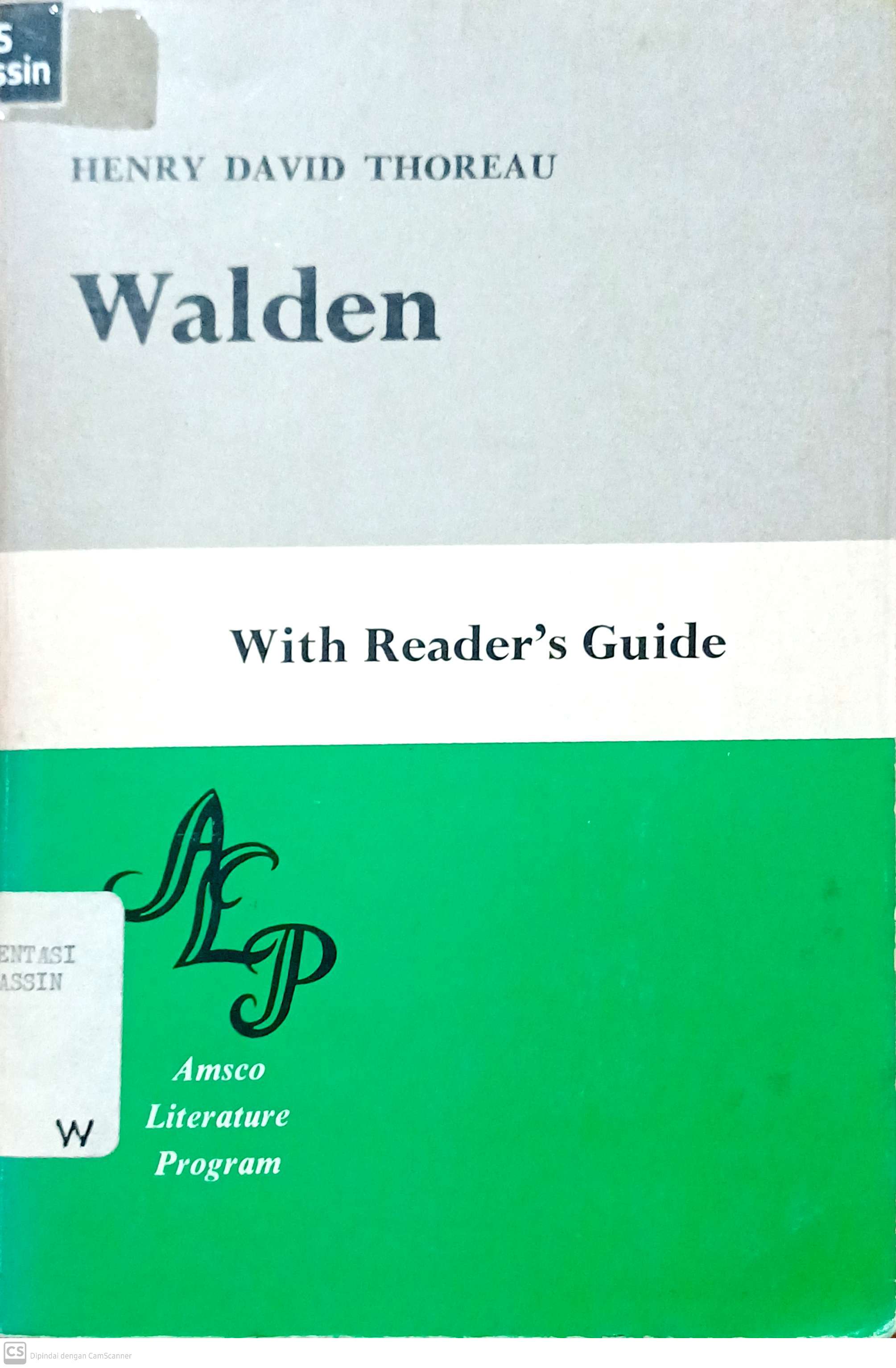 Walden : With Reader's Guide
