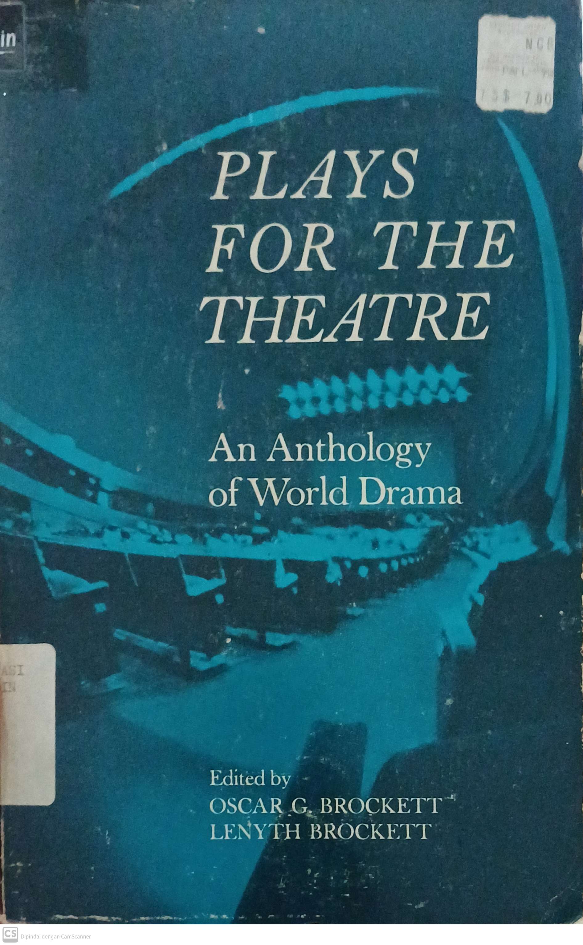 Plays for the theatre : an anthology of world drama