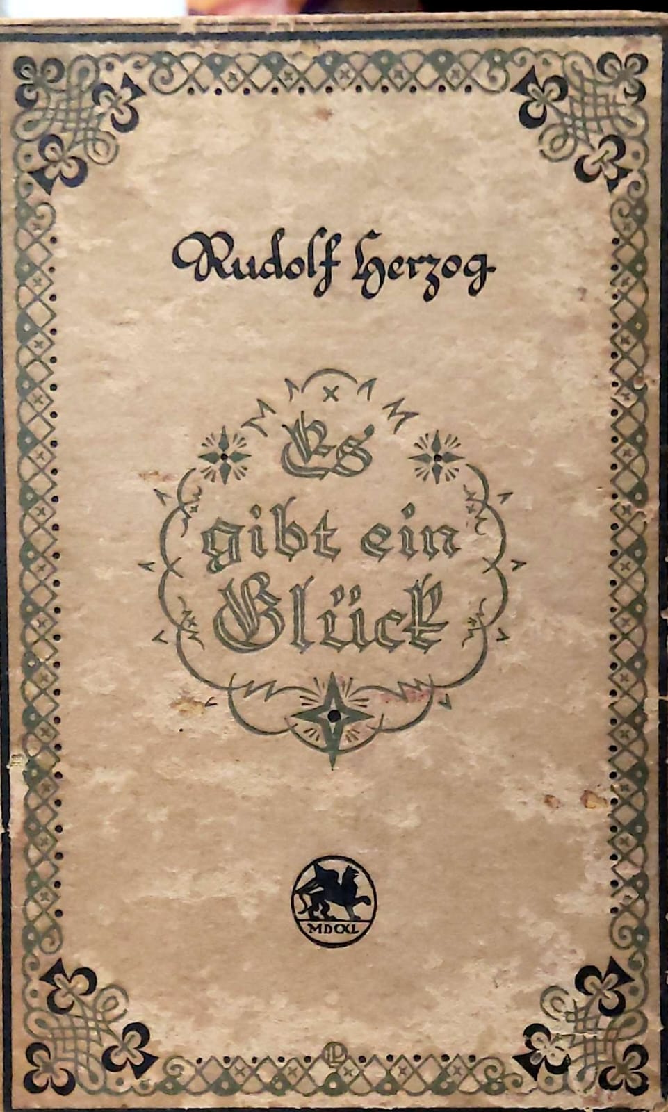 Es Gibt Ein Slucf