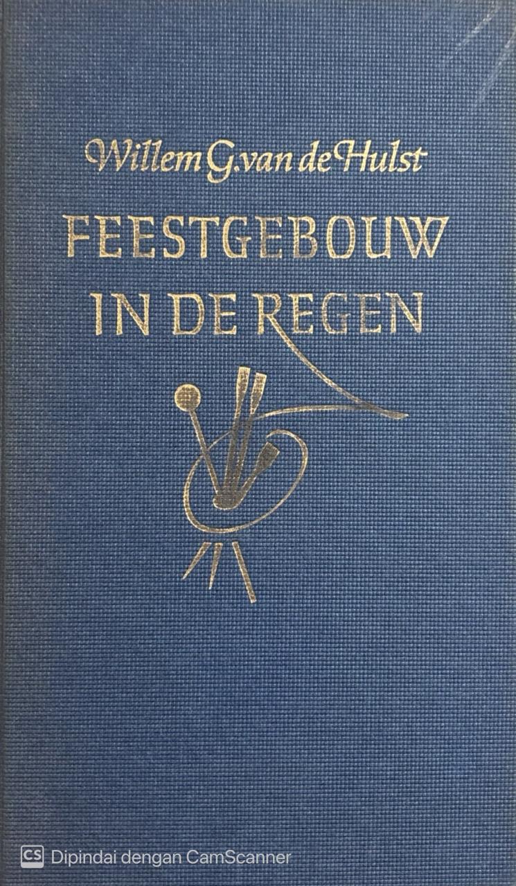 Feestgebouw in de regen