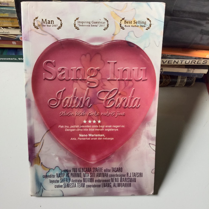 Sang Inu Jatuh Cinta : Selusin Kisah Cinta Nutrisi Jiwa