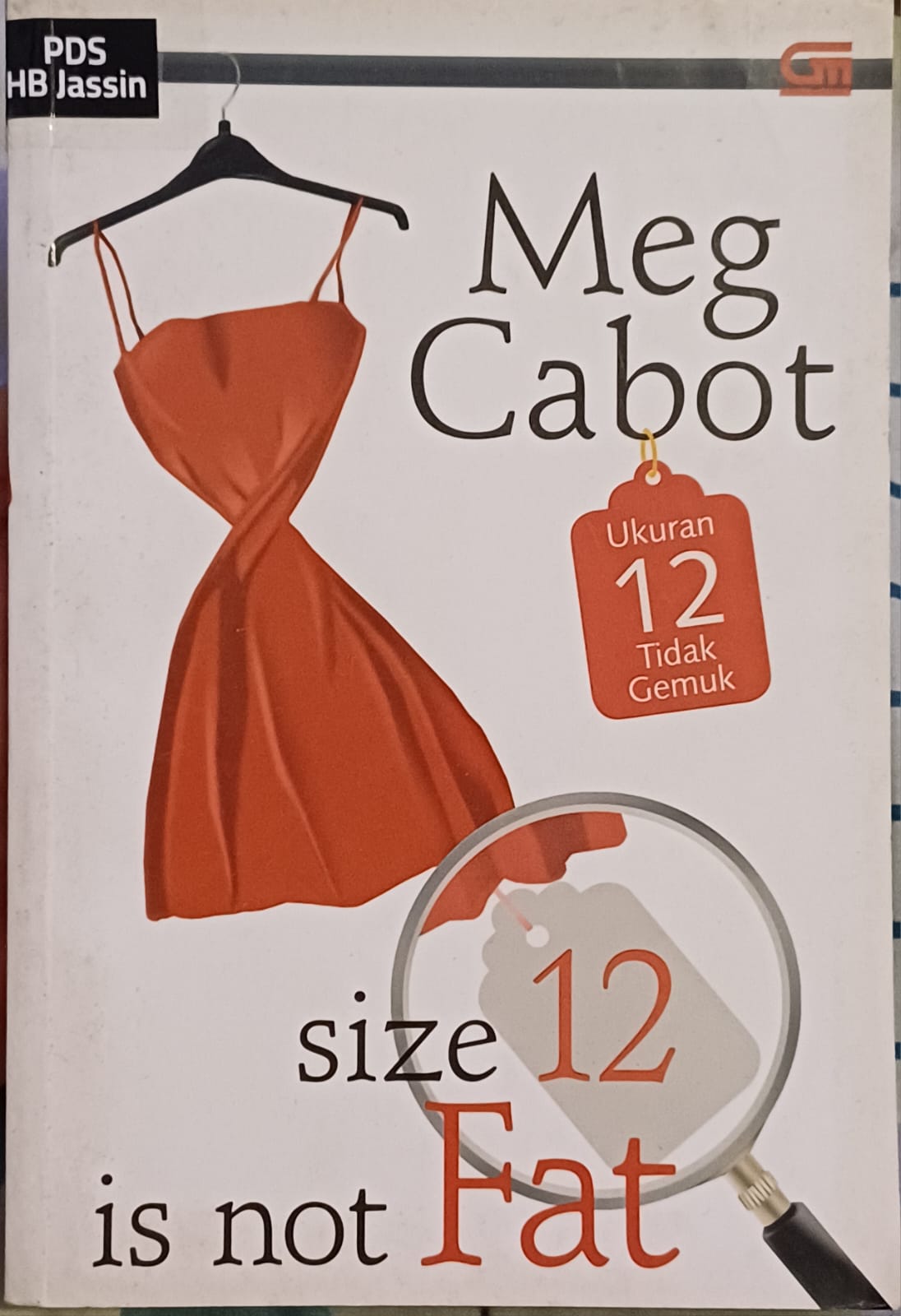 Size 12 is not fat : Ukuran 12 tidak gemuk