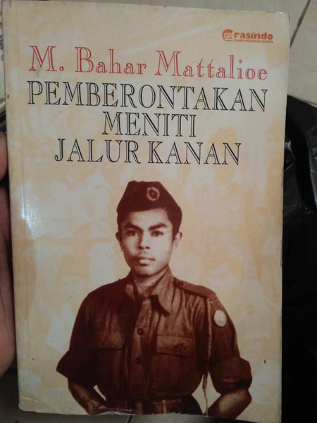 Pemberontakan meniti jalur kanan