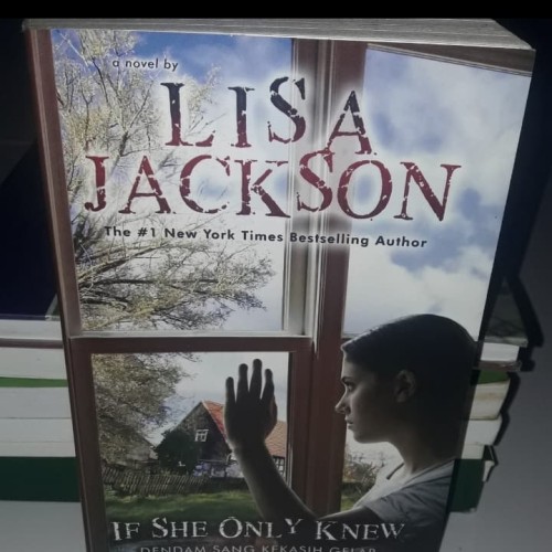 If she only knew : dendam sang kekasih gelap