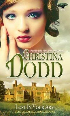 Lost in your arms / Christina Dodds, penerjemah Kania Dewi