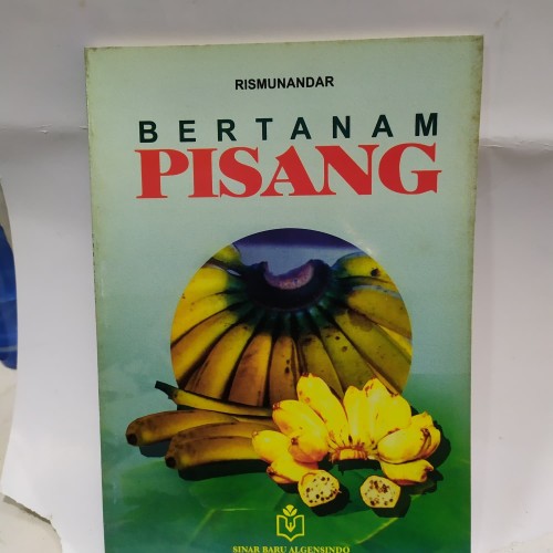 Bertanam pisang / Rismunandar