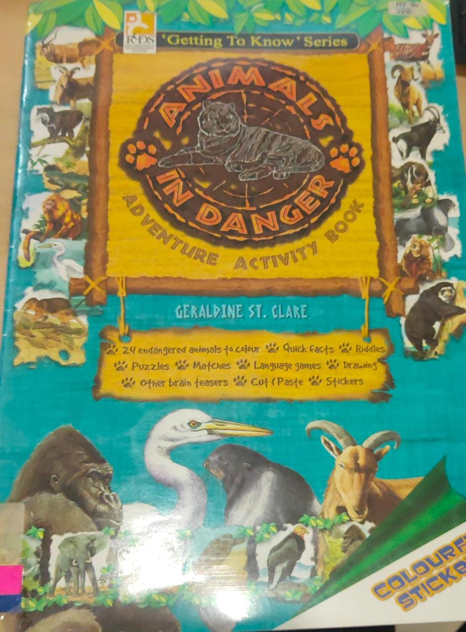 Animals in Danger : adventure activity book
