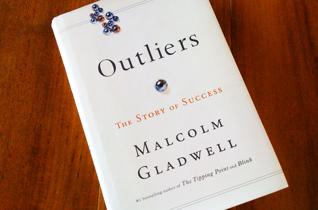 Outliers :  the story of success / Malcolm Gladwell; pen. Fahmy Yamani