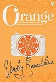 Orange : Bagian tersulit saaat mencintaimu adalah melihatmu mencintai orang lain