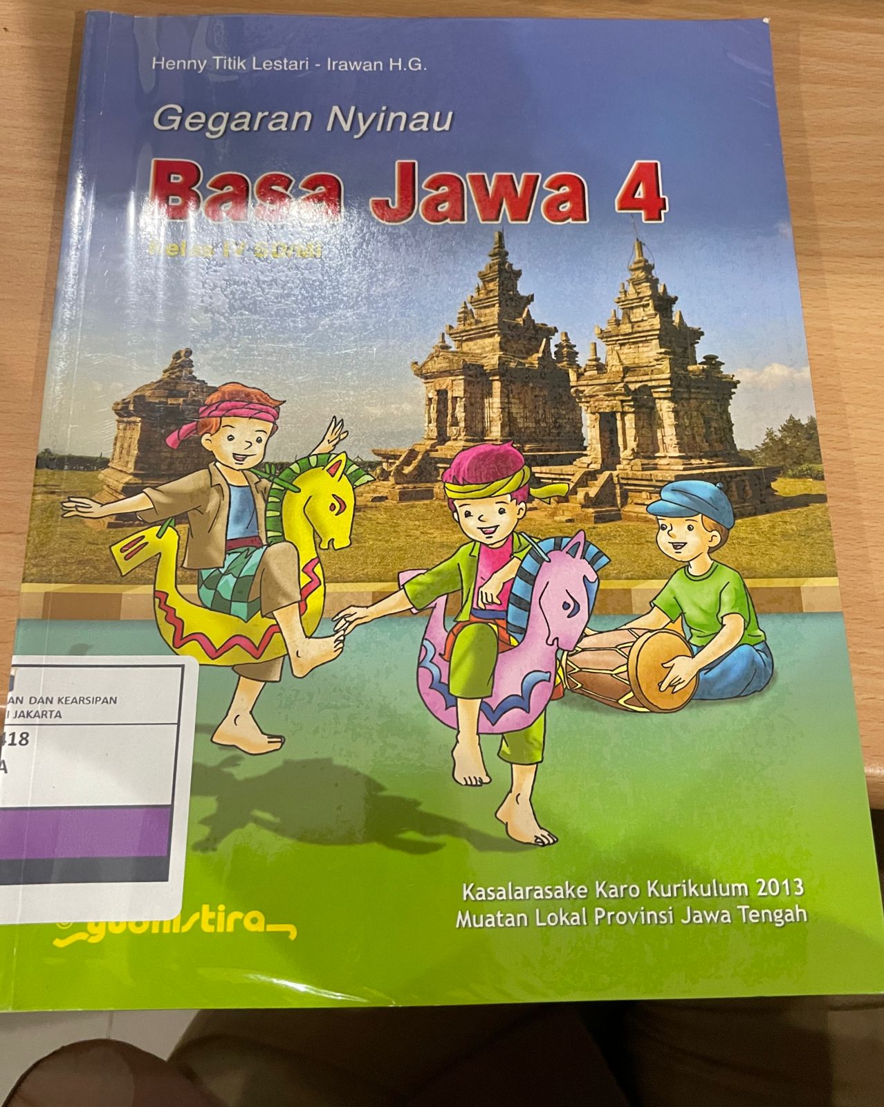 Gegaran Nyinau Basa Jawa 4 :  Kelas VI SD/MI / Irawan Haryo Gunadi