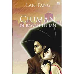 Ciuman di bawah hujan