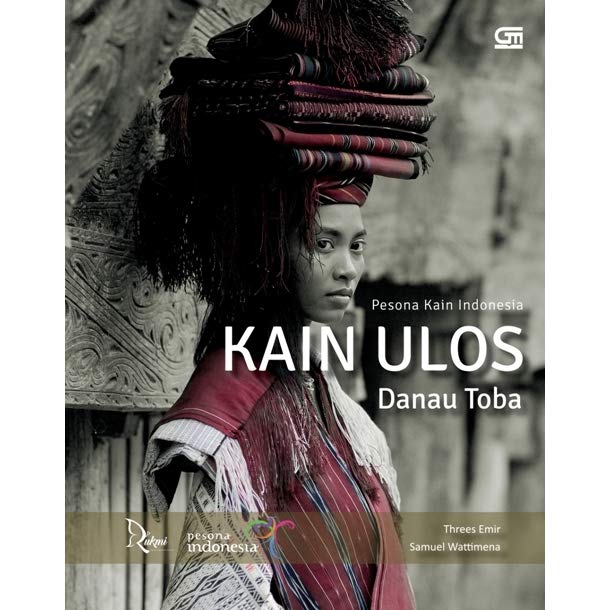 Kain Ulos Danau Toba