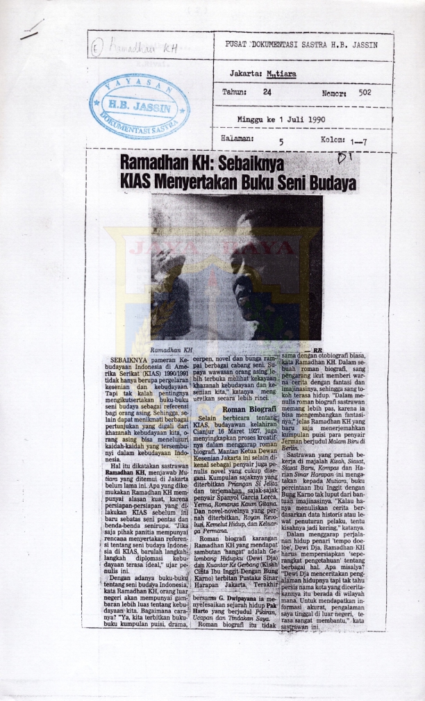 Sebaiknya kias menyertakan buku seni budaya : Ramadhan K.H.