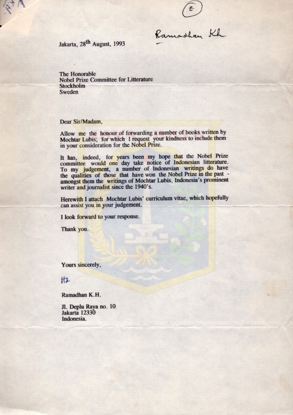 Surat dari Ramadhan K.H. yang merekomendasikan tulisan dari Mochtar Lubis