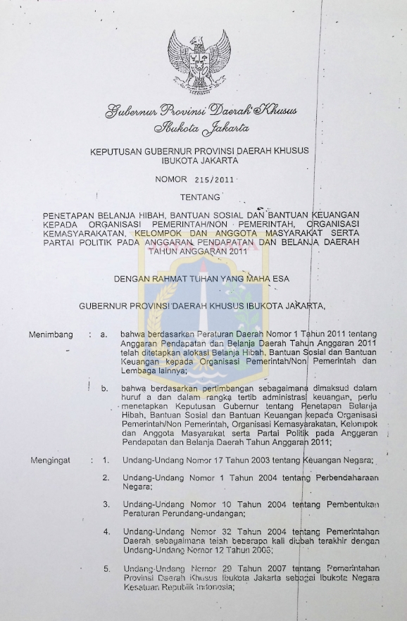 Keputusan Gubernur Provinsi Daerah Khusus Ibukota Jakarta Nomor 215/2011